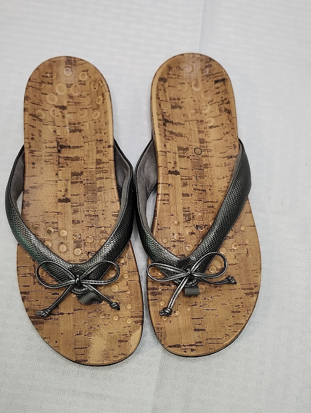 Vionic Cassie Bow Slide GrayThong Sandals